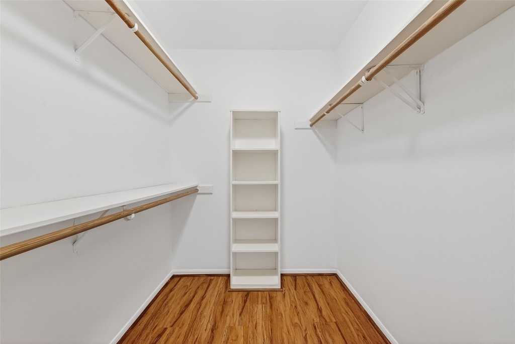 500 N Post Oak Lane - Photo 37
