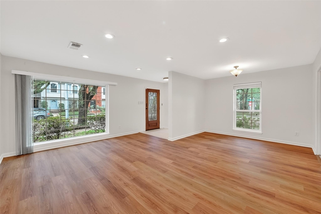 500 N Post Oak Lane - Photo 5