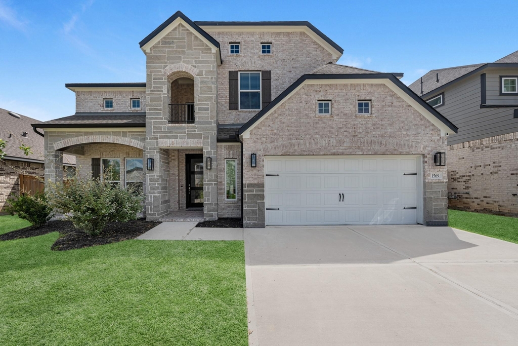 1569 Sunrise Gables Drive - Photo 0
