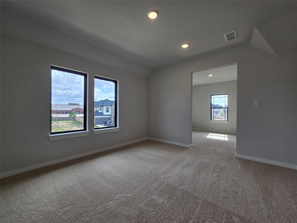 29710 Bur Creek Lane - Photo 15