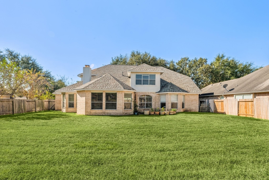 14910 Lake Woodbridge Court - Photo 44