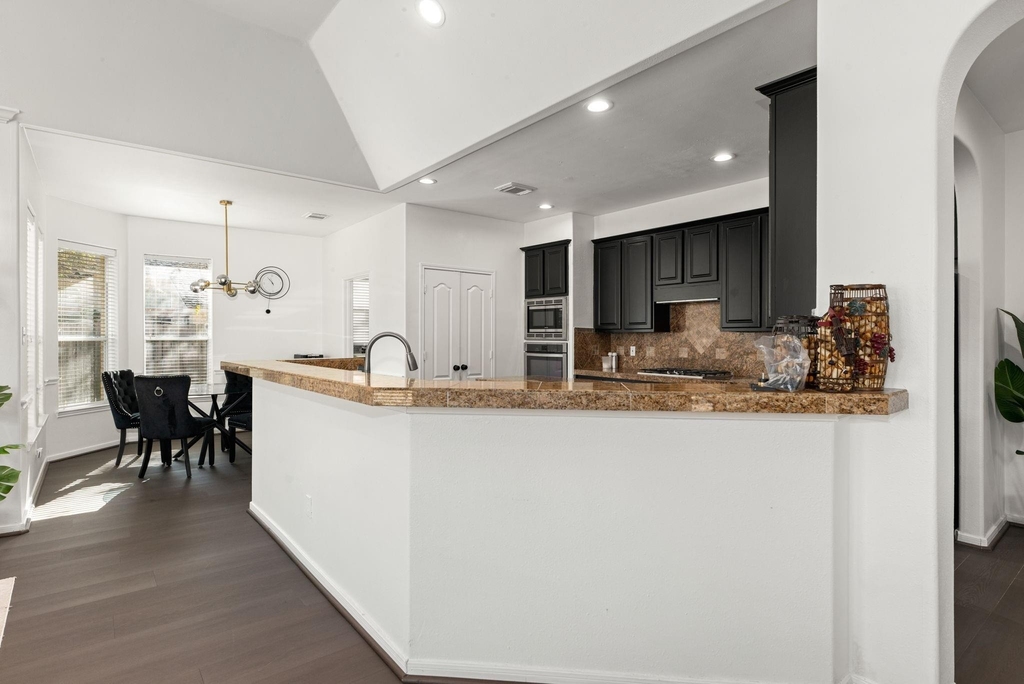 14910 Lake Woodbridge Court - Photo 14