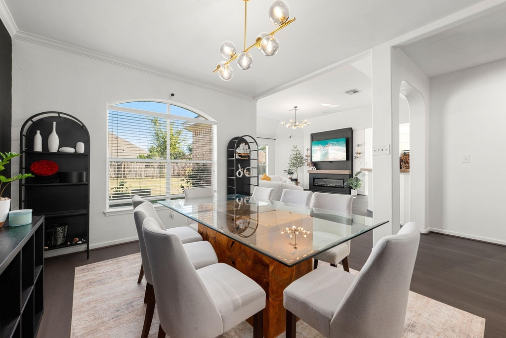 14910 Lake Woodbridge Court - Photo 10