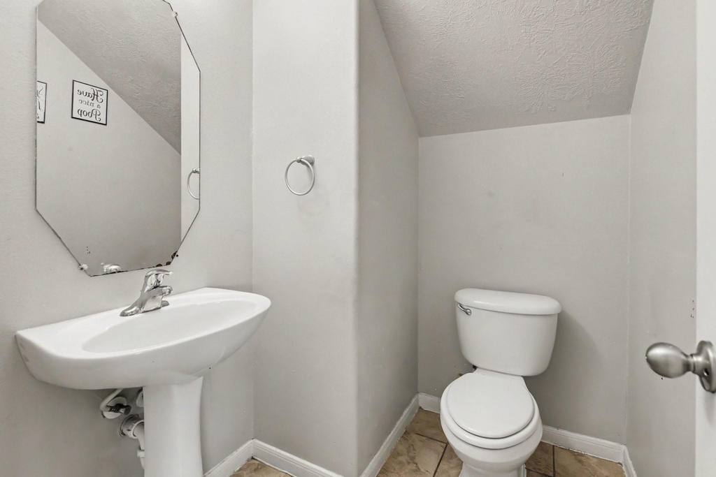 19534 Country Canyon Drive - Photo 13