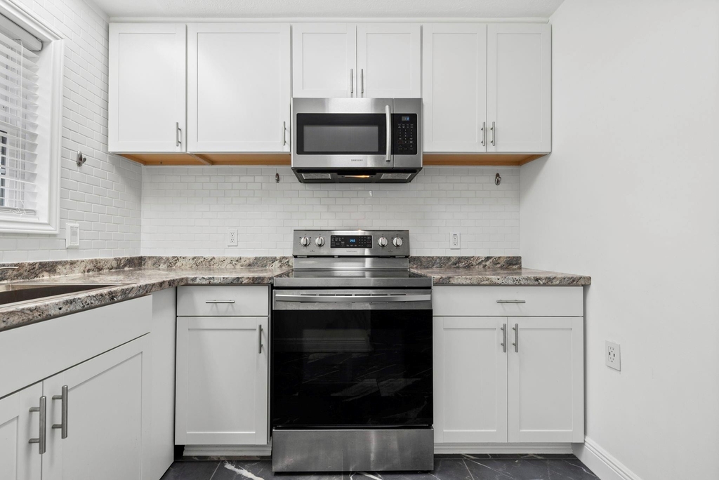 7900 Westheimer Road - Photo 13