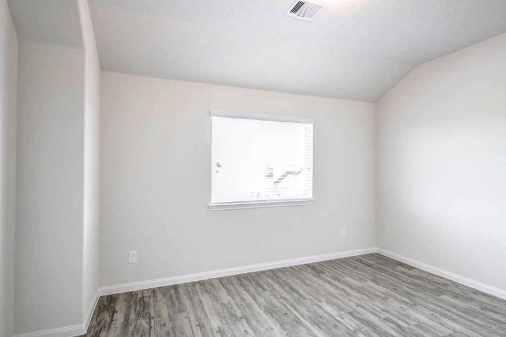 2839 Silver Tree - Photo 13