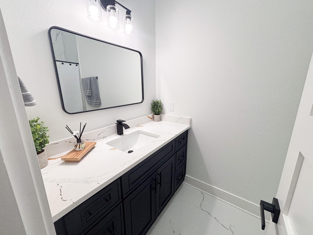 1031 Exotic Pine Street - Photo 10