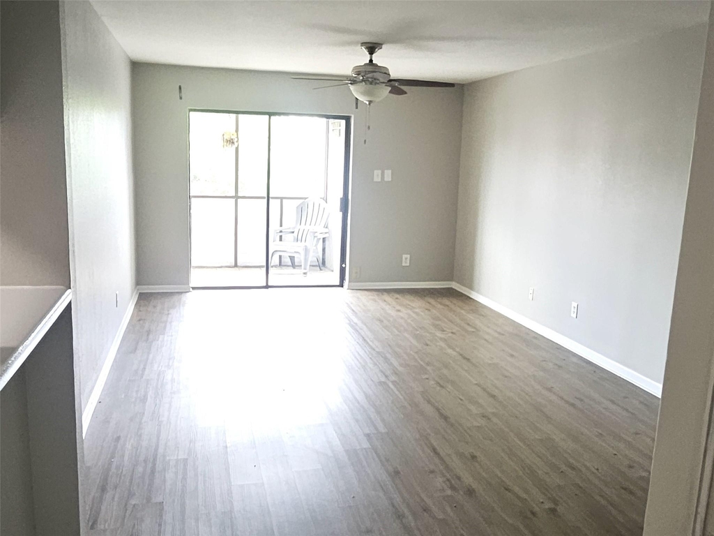 3025 Walnut Bend - Photo 0
