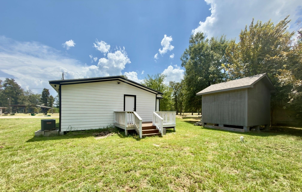 173 11th Street - Photo 2