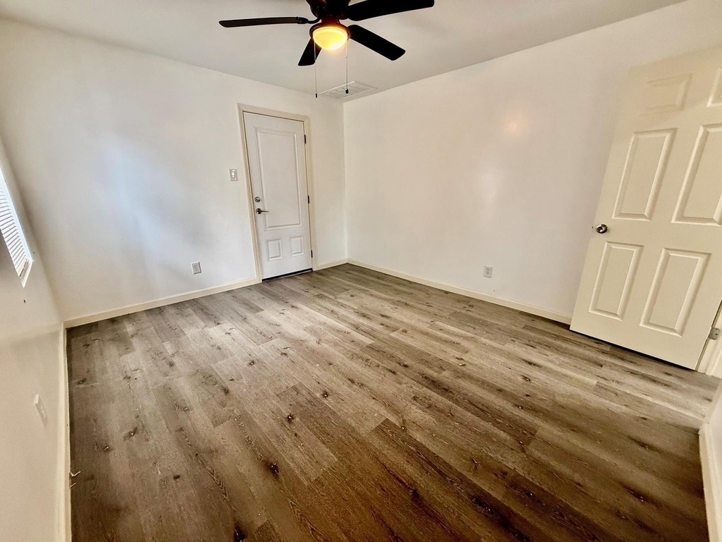 173 11th Street - Photo 14