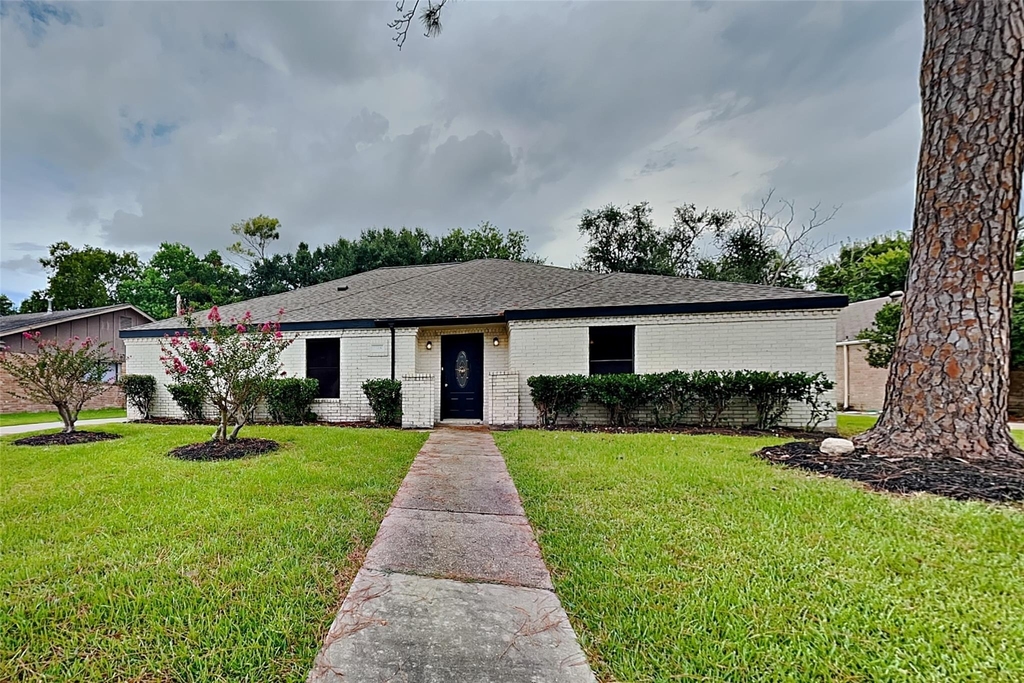 2318 Turtle Creek Drive - Photo 0