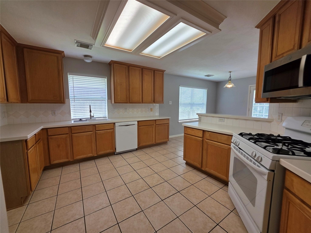 3602 Brookstone Court - Photo 5