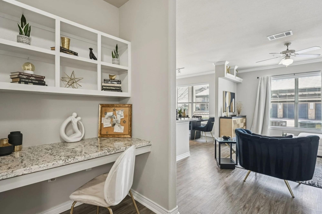 14651 Philippine Street - Photo 4