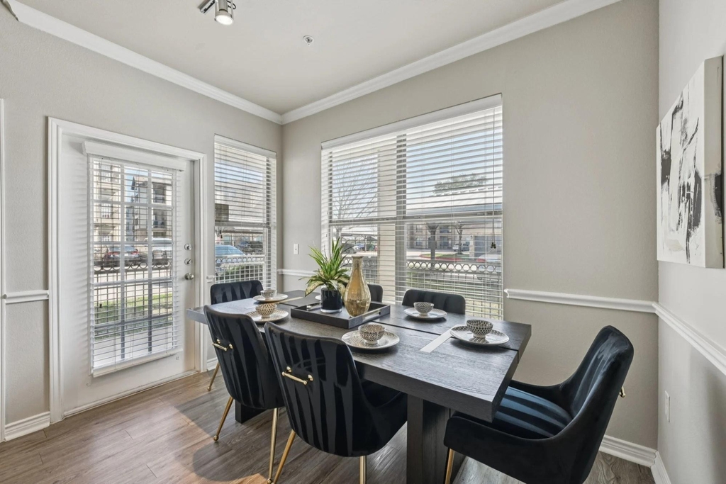 14651 Philippine Street - Photo 1