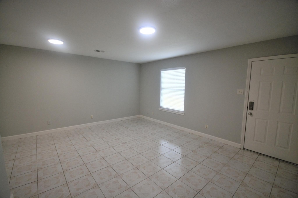 13115 Highway 6 - Photo 7