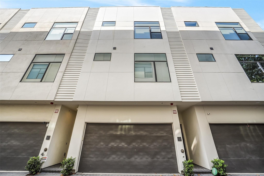 1004 California Street - Photo 0