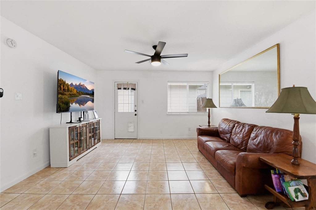 6136 Lone Prairie Way - Photo 6