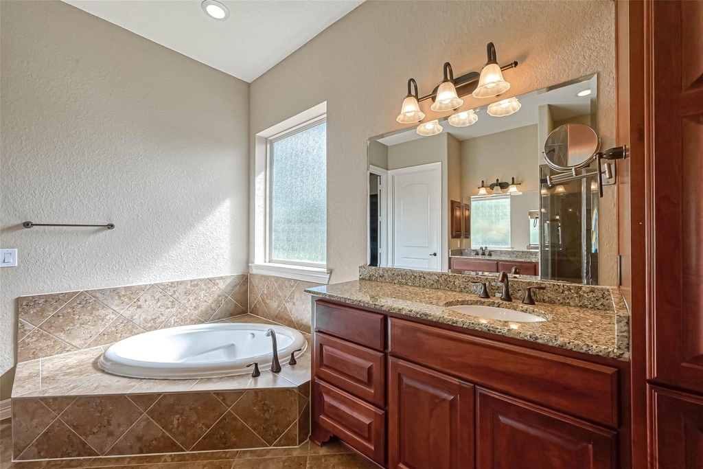5014 Fairford Drive - Photo 23