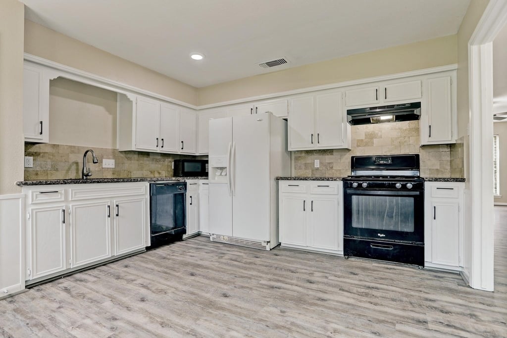 427 Merriweather Street - Photo 5