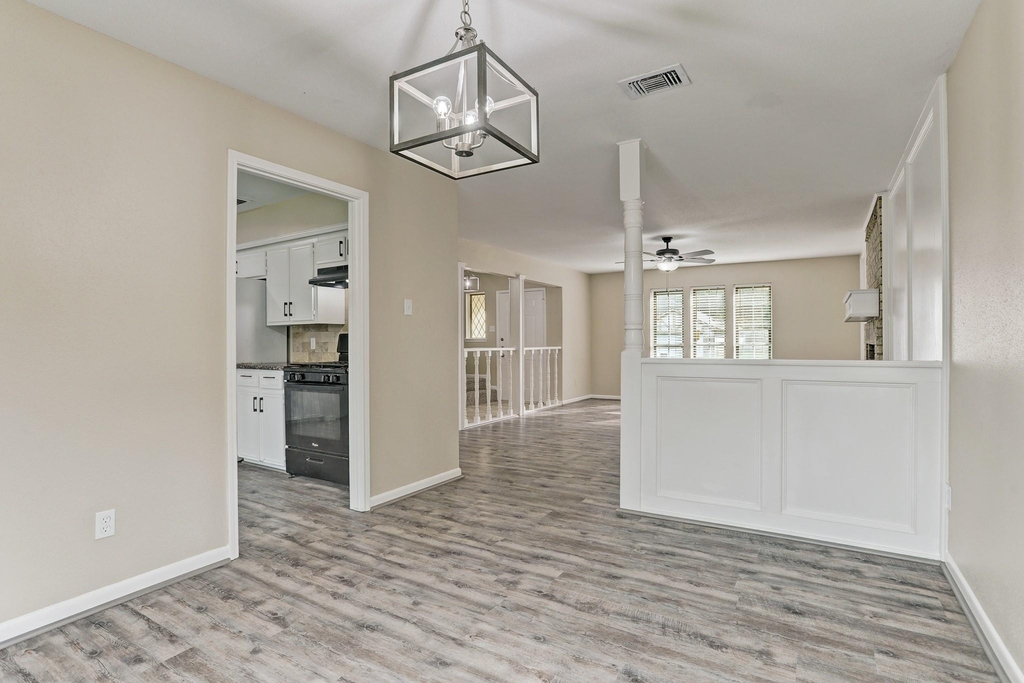 427 Merriweather Street - Photo 3