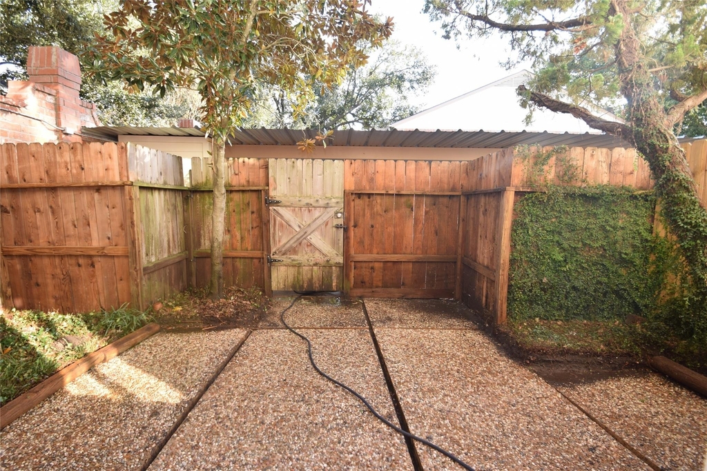 14239 Misty Meadow Lane - Photo 9