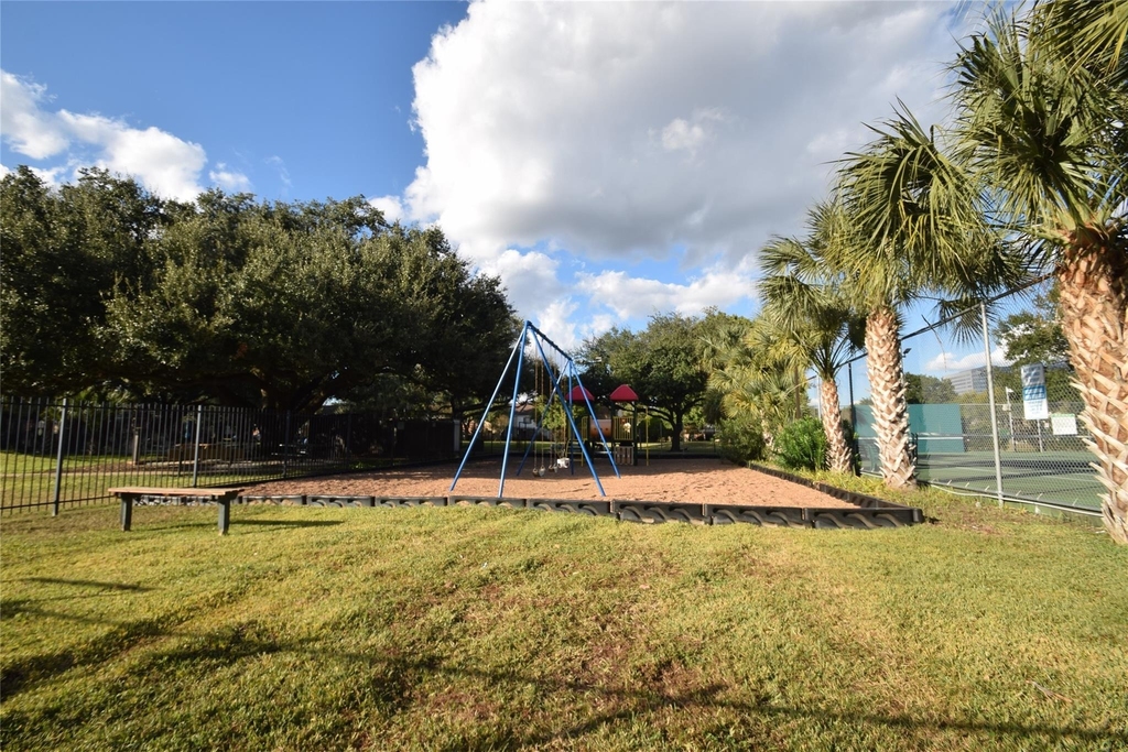 14239 Misty Meadow Lane - Photo 24