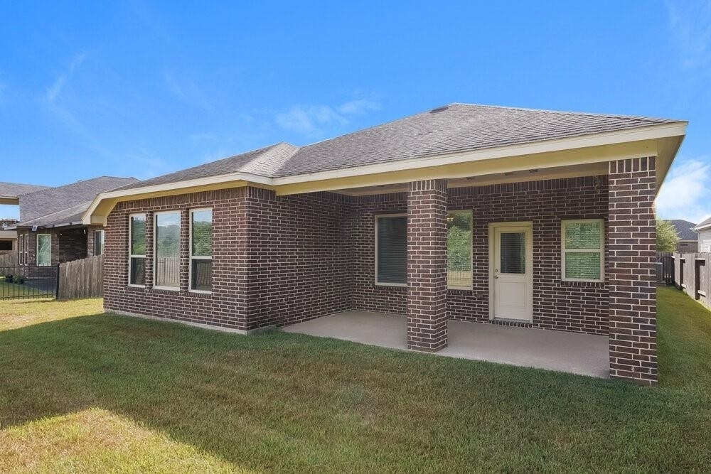 415 Rocky Briar Court - Photo 14