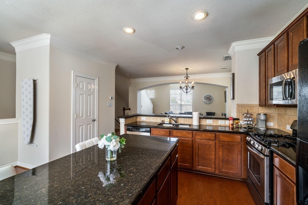 3210 Clearview Circle - Photo 14