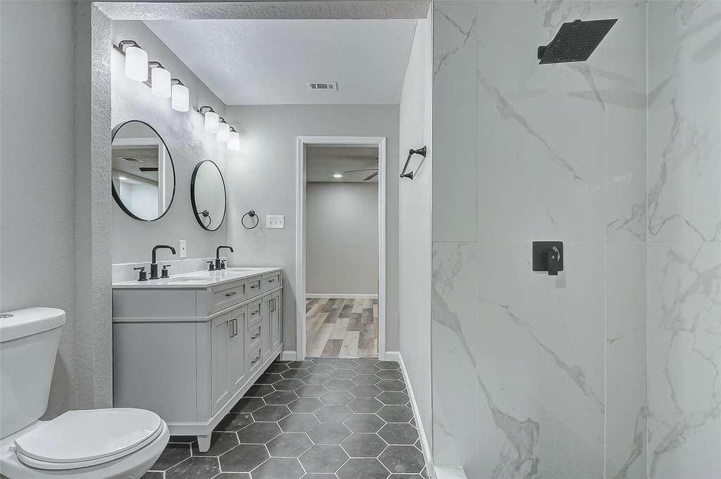 5914 Carew Street - Photo 31
