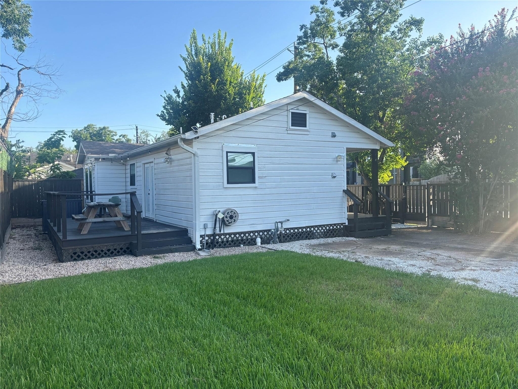 4208 Arlington Street - Photo 1