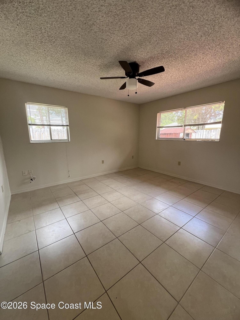 6485 Manila Drive - Photo 11