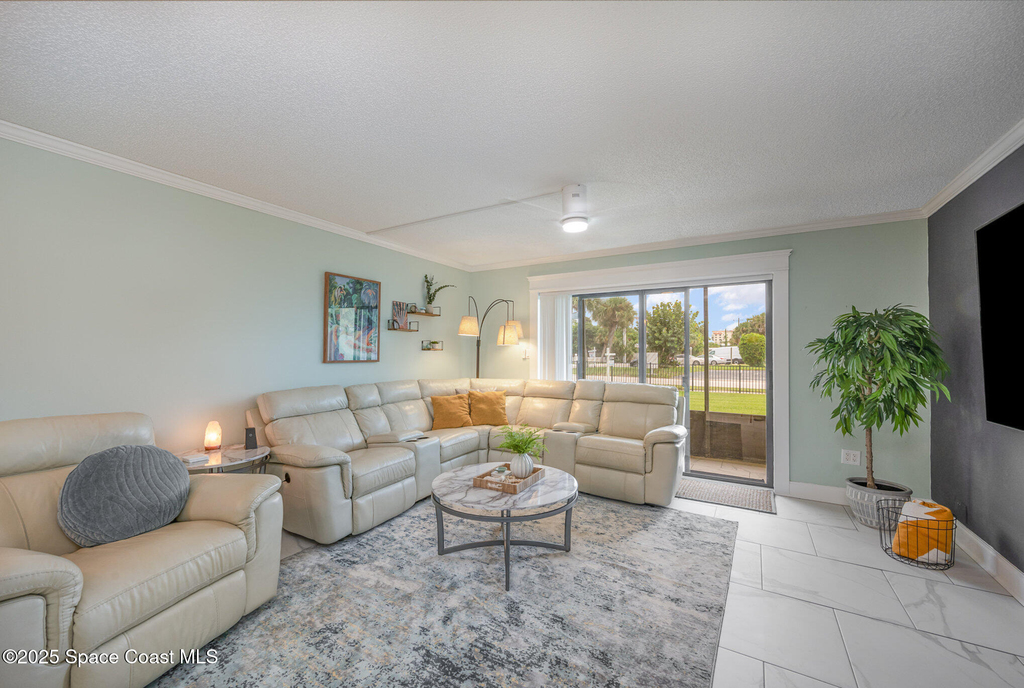 7101 Ridgewood Avenue - Photo 4