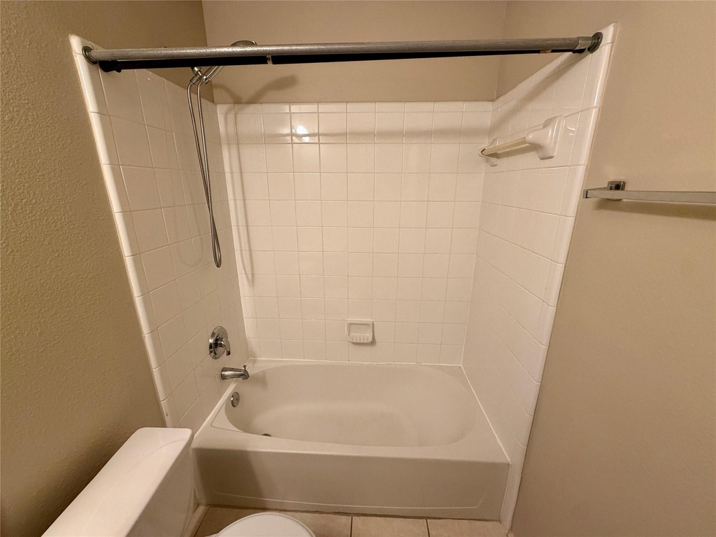 3715 Lindenfield Drive - Photo 18