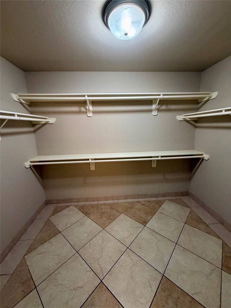 3715 Lindenfield Drive - Photo 33