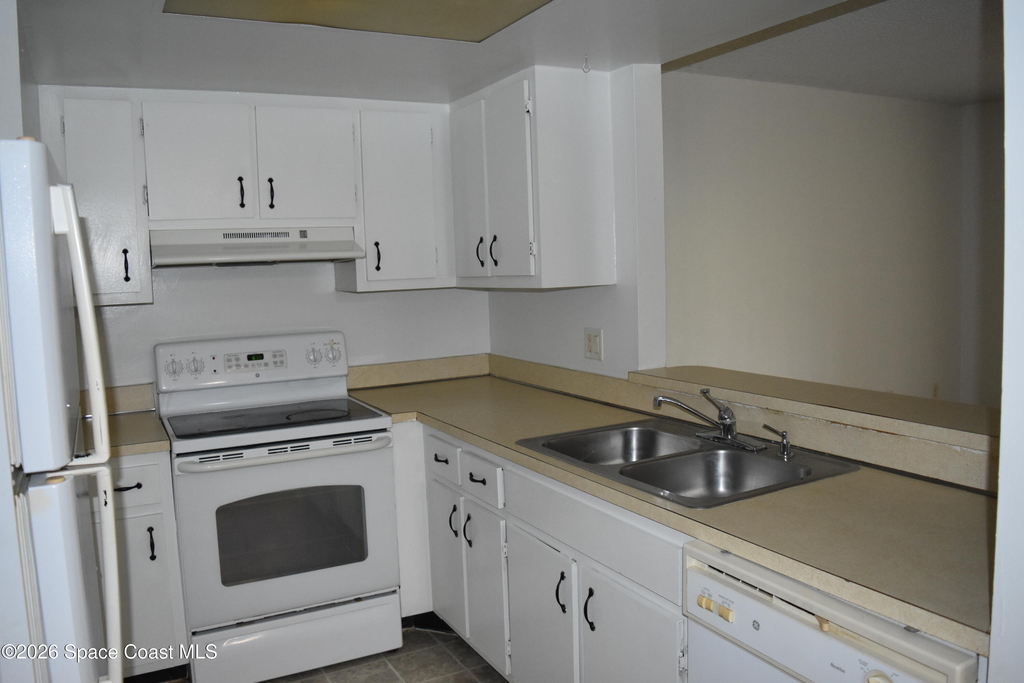 2779 Patty Lane - Photo 3