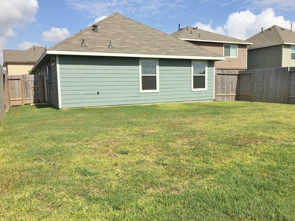 19403 Plantation Maple Drive - Photo 1