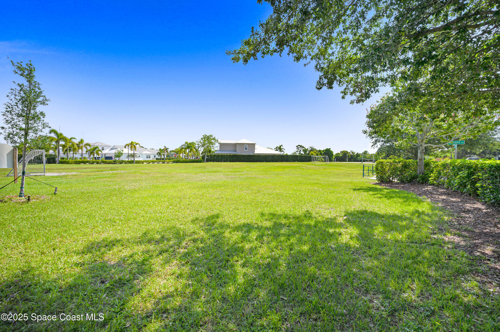 1749 Tullagee Avenue - Photo 62