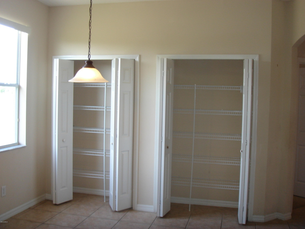 1749 Tullagee Avenue - Photo 16