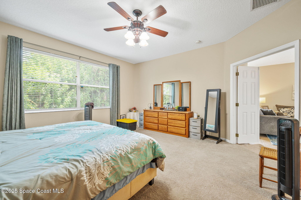 1749 Tullagee Avenue - Photo 17