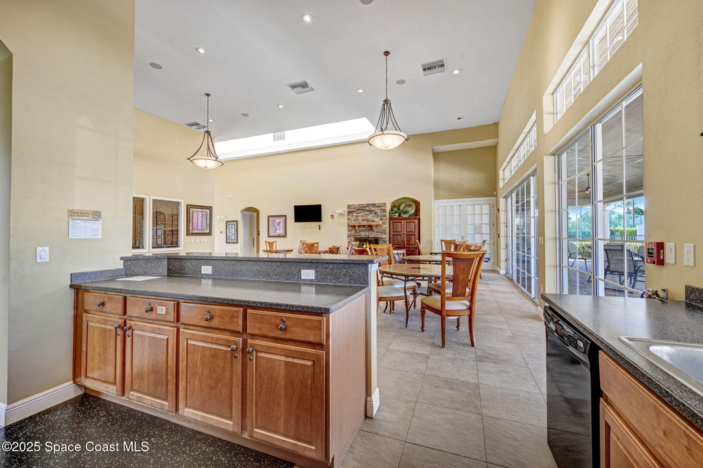 1749 Tullagee Avenue - Photo 42