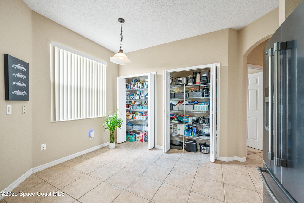 1749 Tullagee Avenue - Photo 14
