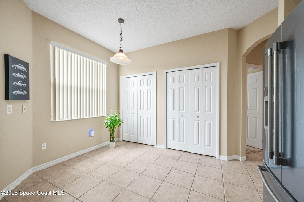 1749 Tullagee Avenue - Photo 12