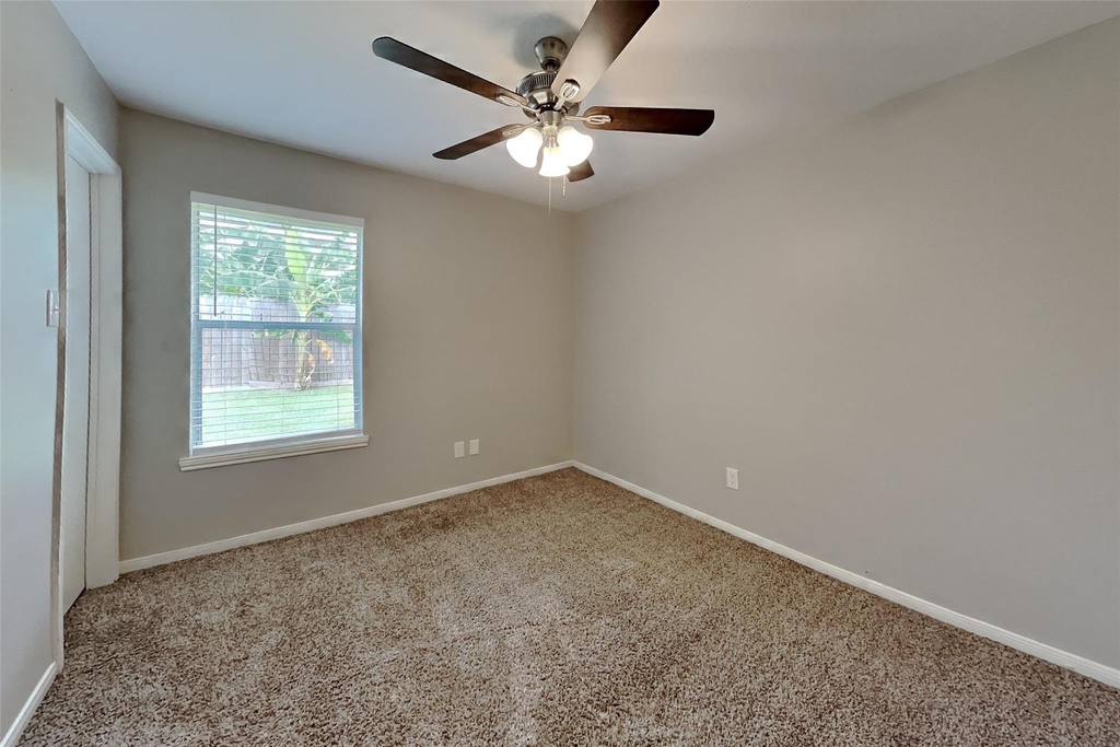 17514 Hamilwood Drive - Photo 10