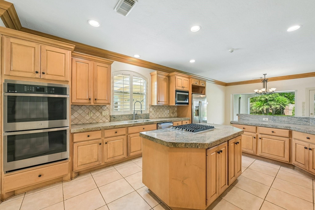 1611 Copperas Cove - Photo 6