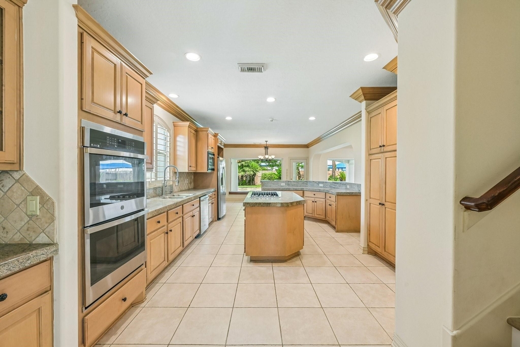 1611 Copperas Cove - Photo 5