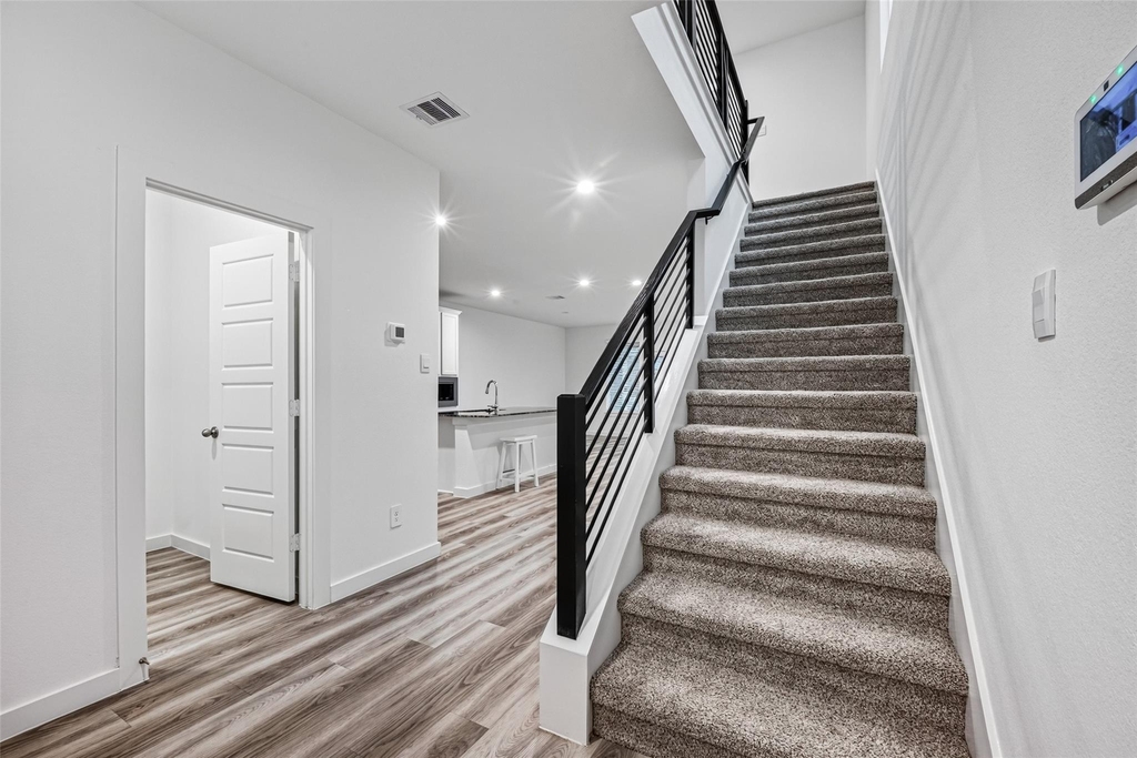 2937 Amherst Meadow Lane - Photo 3