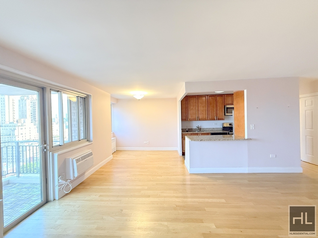 West 93 Street - Photo 1
