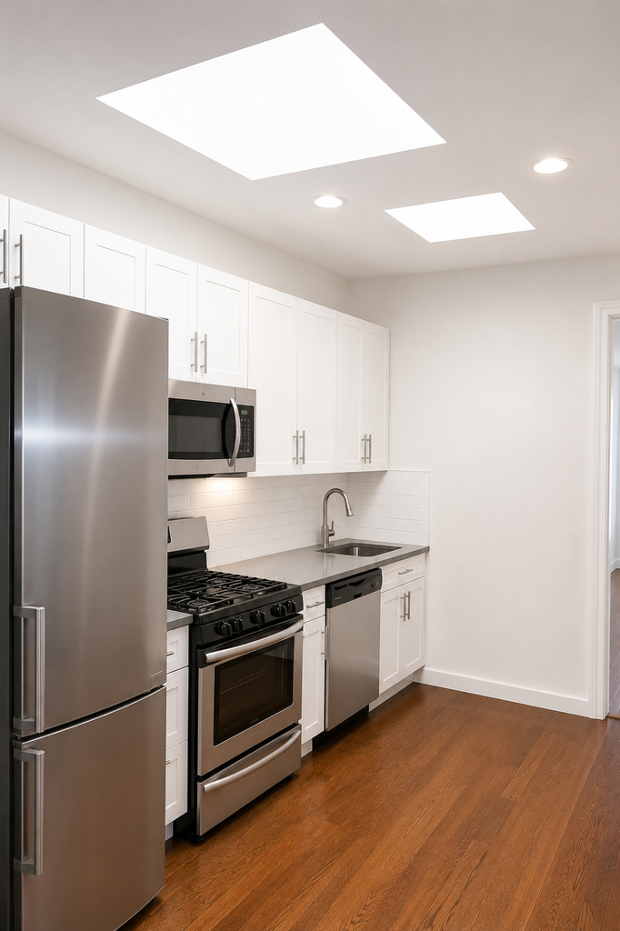 1108 Rogers Avenue - Photo 2