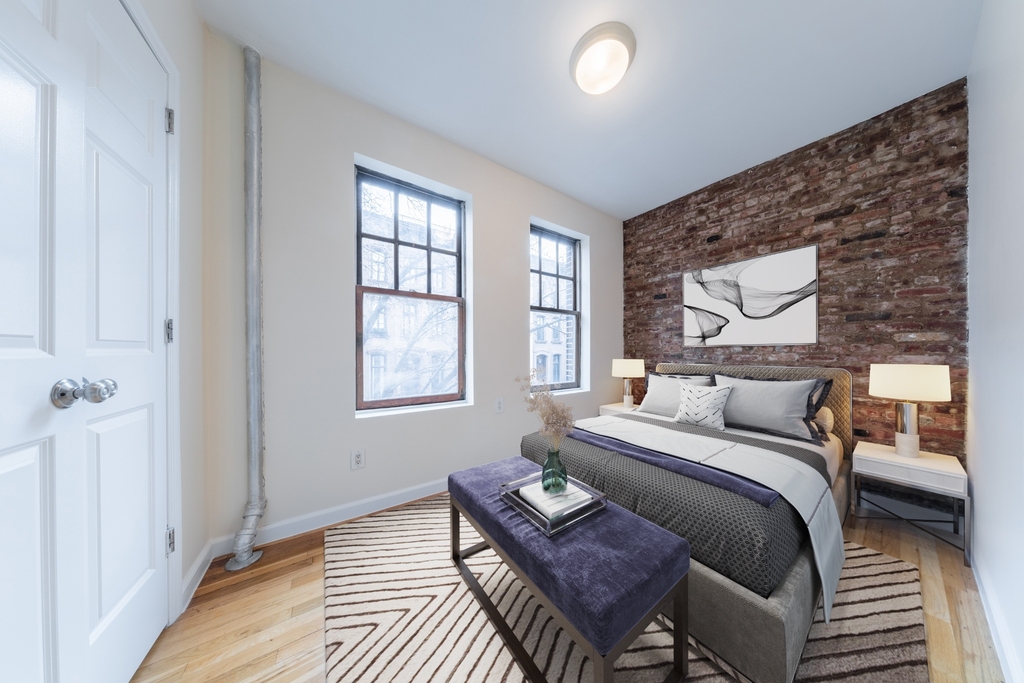 West 11th Street - Photo 3