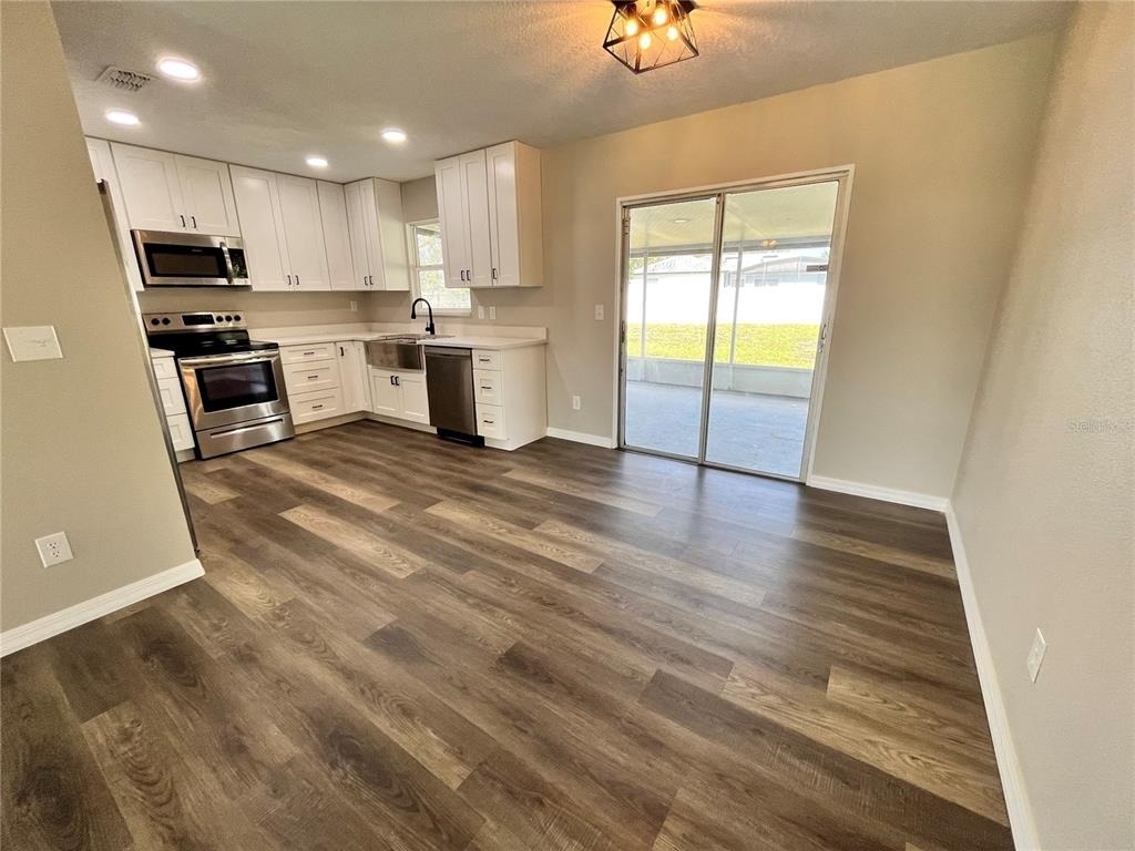 1494 Courtland Boulevard - Photo 6